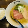 ラーメン翼 - 料理写真:ライスがとてもx100美味しかったです♪♪
今まで食べた外食で1番‼️
熱々ツヤツヤべちゃついていないかための食感
最後の一口まで美味しく食べられました♪