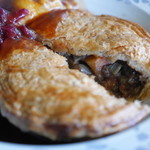 87785842 - Slow Braised Beef & Eight Degree Stout Pie