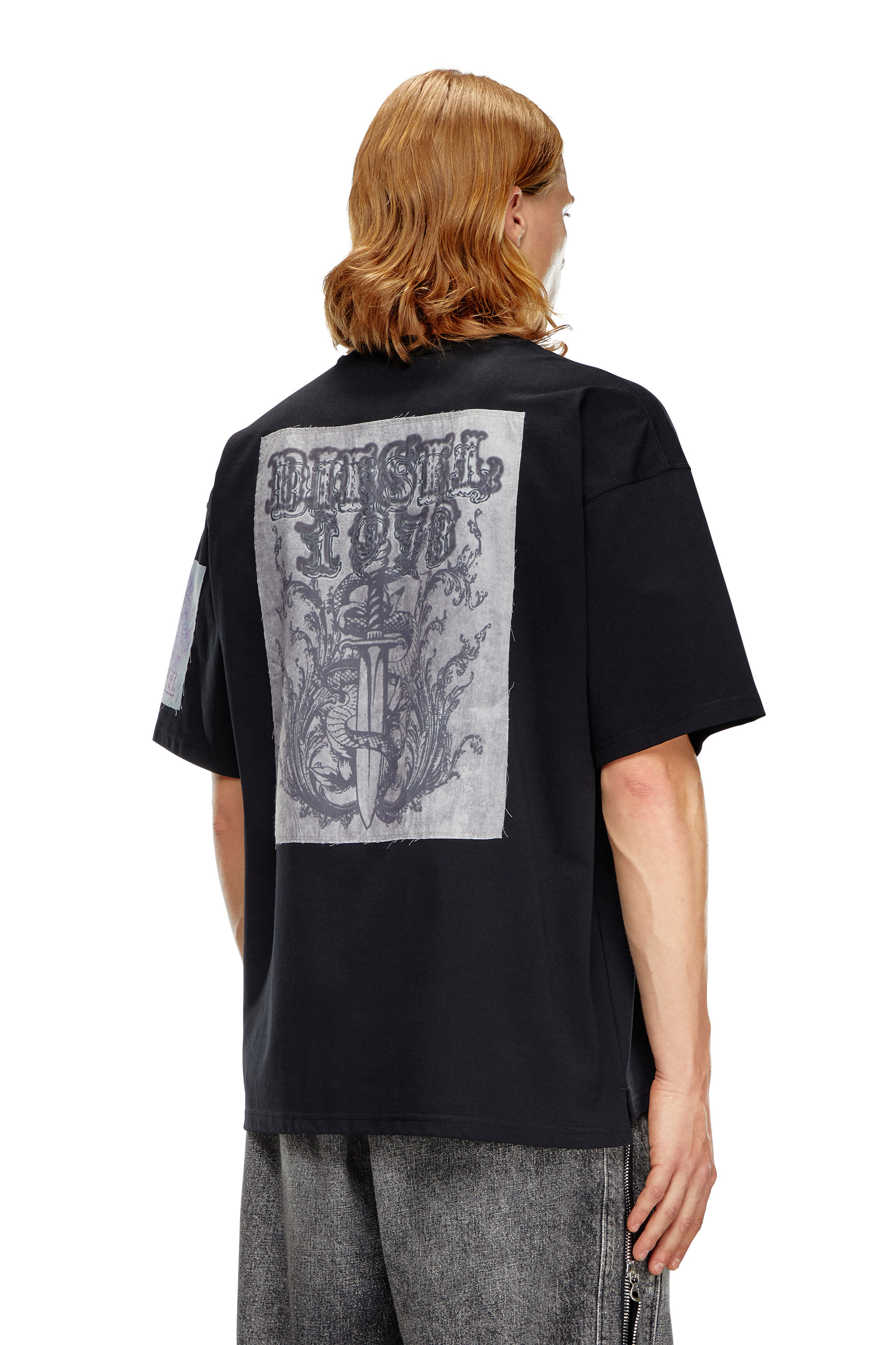 Diesel - T-BOXT-SLITS-Q10, Man T-shirt with raw-cut printed patches in Black - Image 4