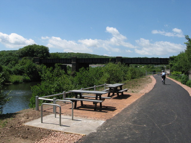 File:Ely Trail, Cardiff - geograph.org.uk - 1923708.jpg