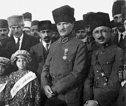 File:Mustafa Kemal and Refet during the campaign for orphans.jpg