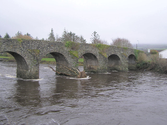 File:Old bridge Douglas Road, Newtownstewart - geograph.org.uk - 94183.jpg