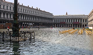 File:Aqua alta venise 07.jpg