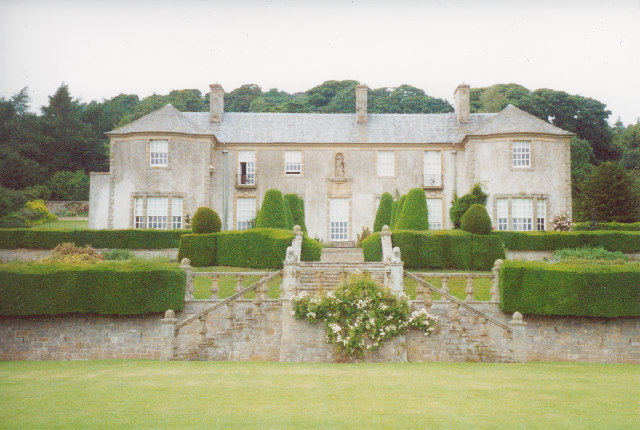 File:Hill of Tarvit mansion house - geograph.org.uk - 28453.jpg