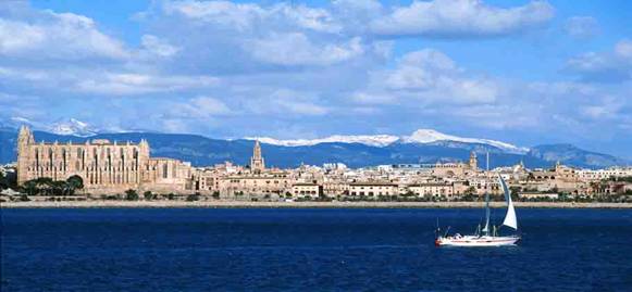 File:Palma skyline.jpg