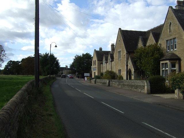 File:Main Road, Uffington (A1175) - geograph.org.uk - 3176926.jpg