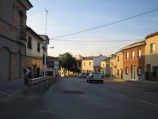 File:Avenida de Castilla la Mancha.jpg