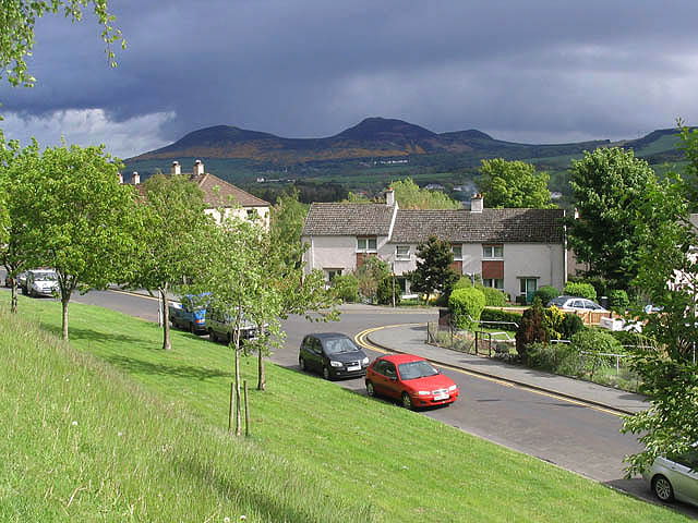 File:Langlee Housing Estate - geograph.org.uk - 554619.jpg