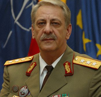 File:General-locotenent dr. Sorin Ioan..jpg