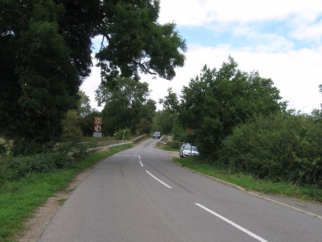 File:Uffington Road - geograph.org.uk - 6589051.jpg