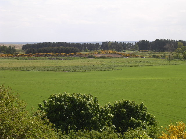 File:View from Ashbank, near Monifieth - geograph.org.uk - 11620.jpg