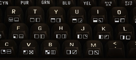 File:Commodore 64 Keyboard.jpg