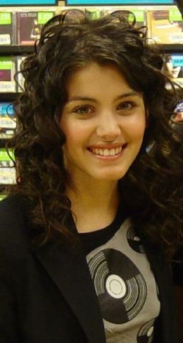 Melua bij een signeersessie (2004)