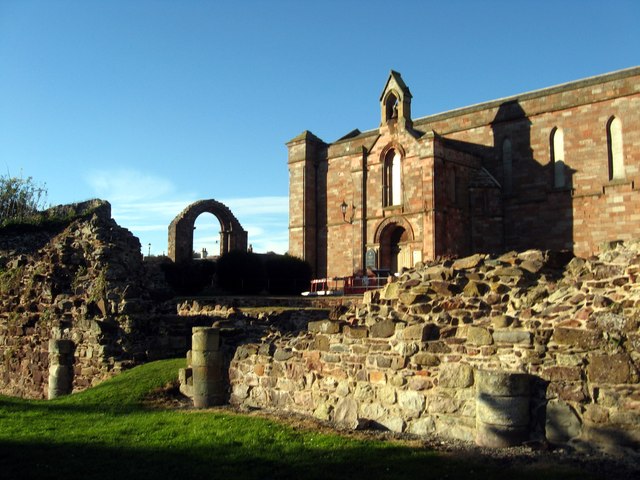 File:Looking over the ruins at Coldingham Priory - geograph.org.uk - 3190889.jpg