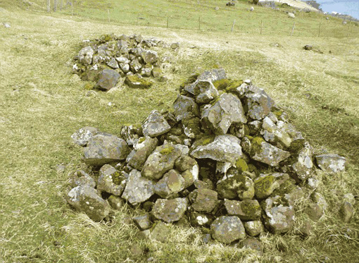 File:Grave of havgrimur, faroe islands.jpg