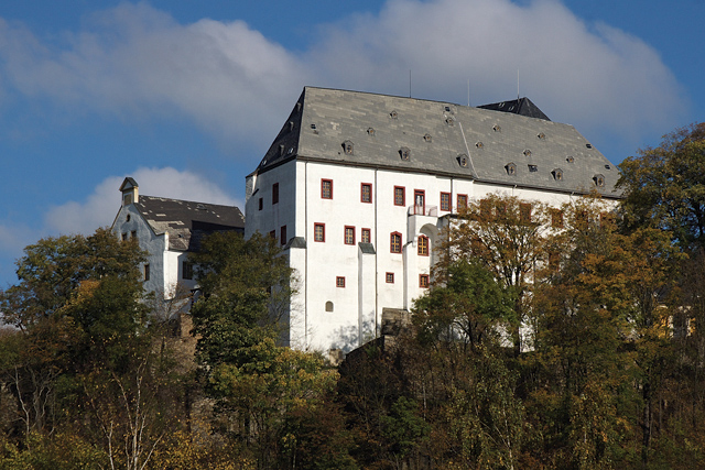 File:Schloss Wolkenstein - geo.hlipp.de - 16332.jpg