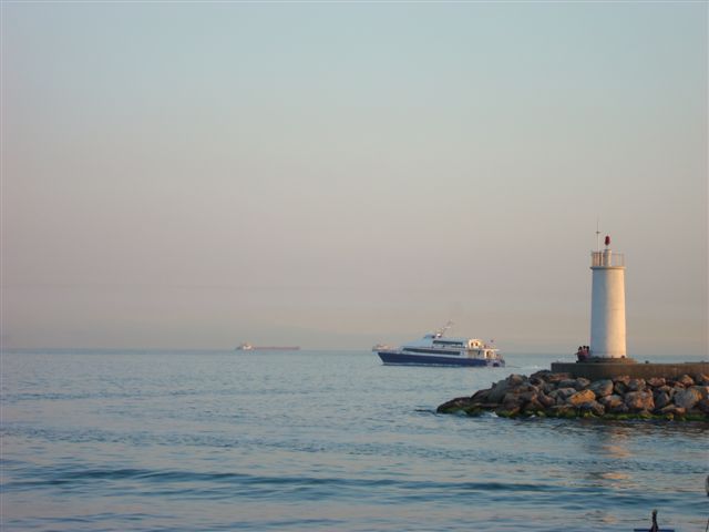 File:Marmara sea.JPG