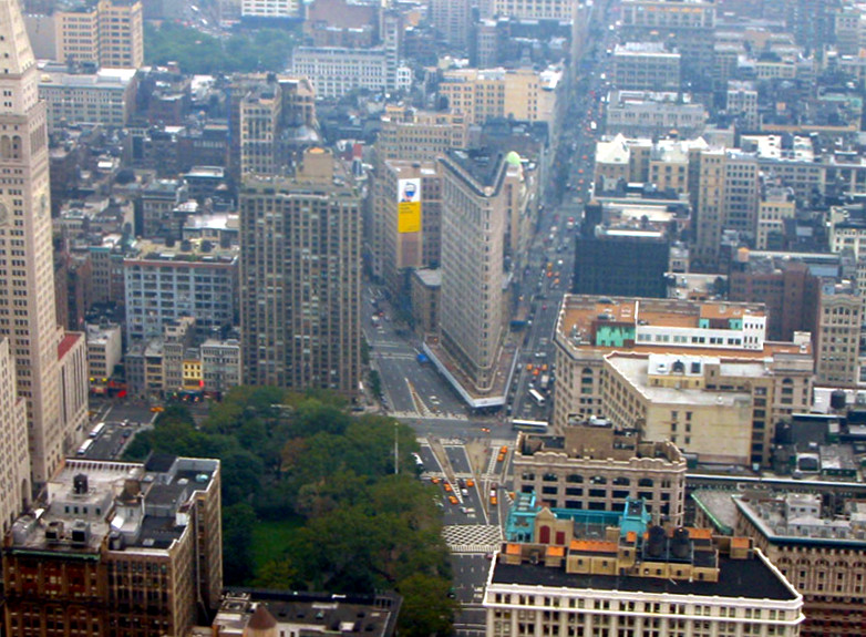 File:Flatiron building from empire state building september 2004.jpg