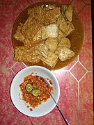 Tahu tempe goreng.jpg