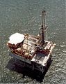 Impianto a mare (offshore) su piattaforma per la perforazione di pozzi petroliferi