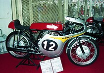 125cc-tweecilinder Honda 2RC 143 uit 1961