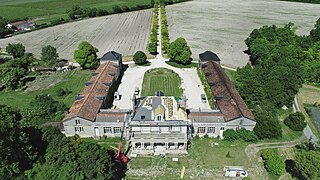 Vue aérienne depuis le sud ouest.