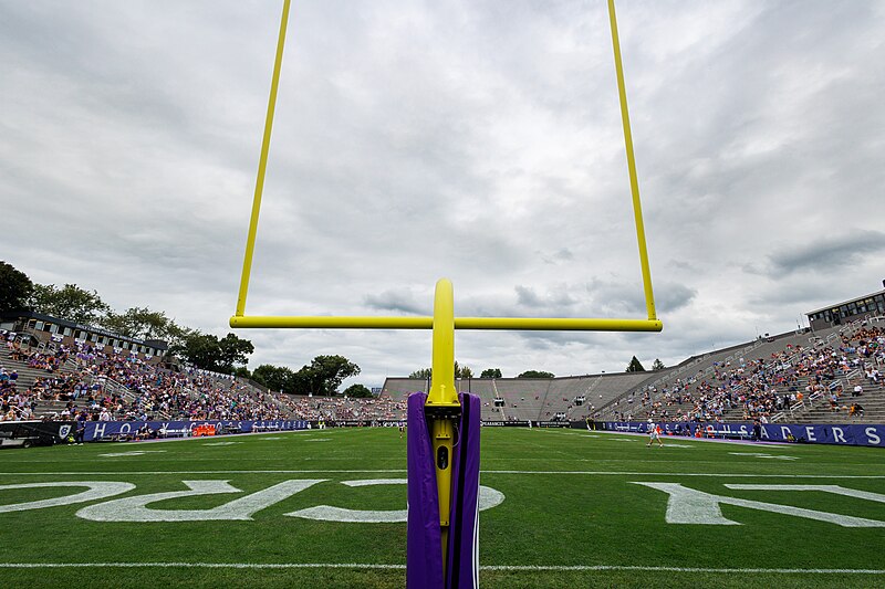 File:Fitton Field, Worcester Massachusetts.jpg