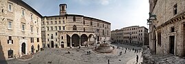 Perugia'da "Piazza IV Novembre" meydani