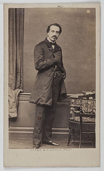 File:Portrait d'Obin, chanteur lyrique à l'opéra. PH54673.jpg