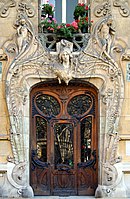 Art Nouveau edifício em Paris pelo arquiteto Jules Lavirotte, esculturas por Jean-François Larrivé (1875–1928)