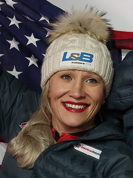 File:2020-02-22 Flower Ceremony 2-woman bobsleigh (Bobsleigh & Skeleton World Championships Altenberg 2020) by Sandro Halank–007-Kaillie Humphries.jpg