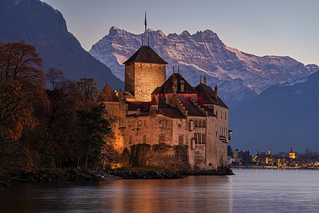 Chillon Castle, by Giles Laurent