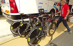 Vélos de contre-la-montre Canyon Speedmax CF TT9 lors du Tour de Belgique 2015.