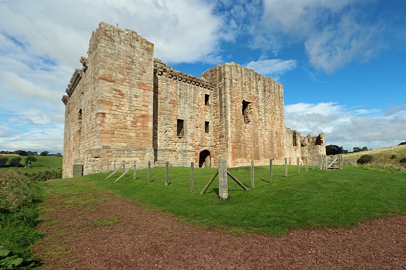 File:Crichton Castle alt.jpg