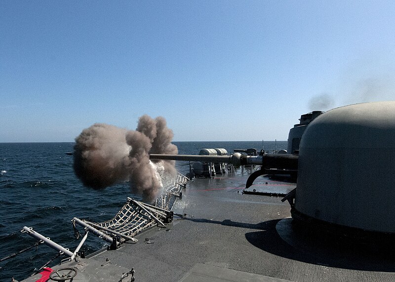 File:US Navy 120518-N-NL541-259 USS Underwood (FFG-36) Mk 75 76 mm gun firing UNITAS Pacific 2012.jpg