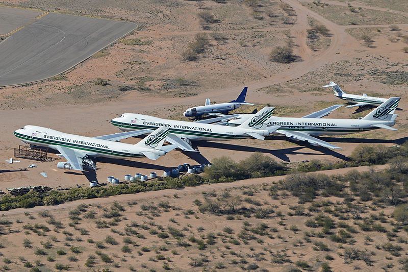 File:Evergreen 747's - Pinal Air Park (13696548184).jpg