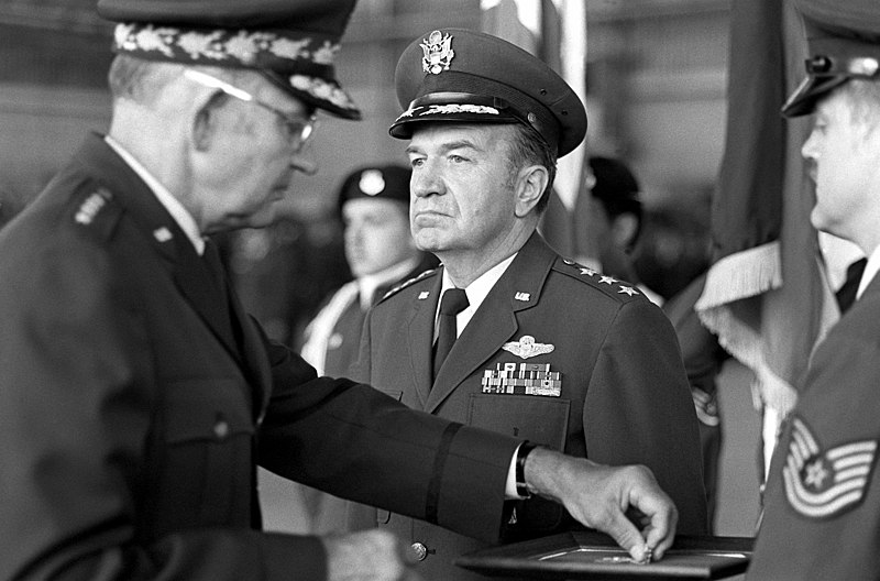 File:Gen Lew Allen presents Lt Gen Benjamin N. Bellis with Defense Distinguished Service Medal DF-SN-83-05737.jpg