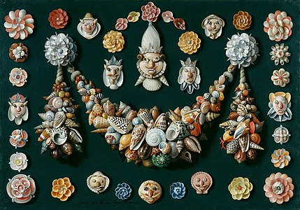 Masques made with seashells Fondation Custodia.