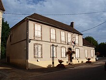 Villecien-FR-89-mairie-04.JPG