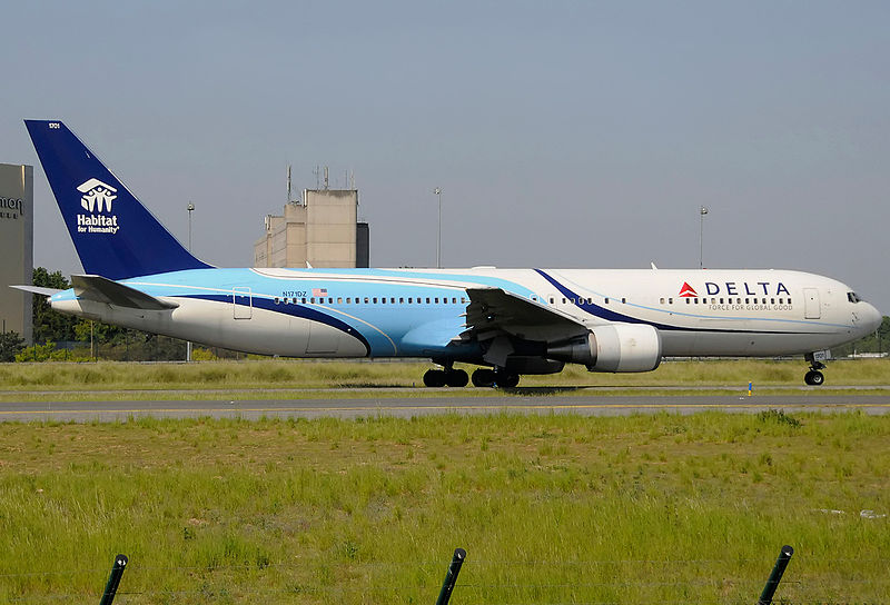 File:Boeing 767-332(ER), Delta Air Lines JP6861059.jpg