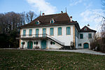 Schloss Guévaux mit Nebengebäuden