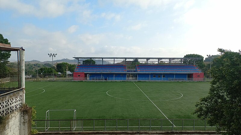 File:Estadio Municipal de Los Pozos, Provincia de Herrera, Republica de Panamá.jpg