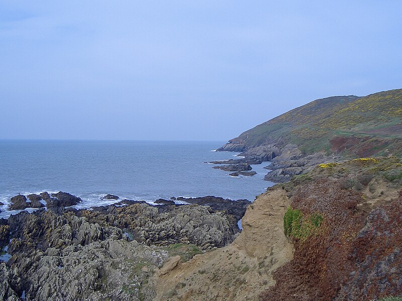 File:At Combe Martin 2005 090.jpg