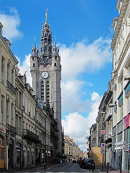 Rue de la Mairie en het belfort