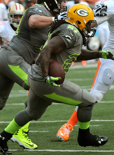 File:Eddie Lacy 2014 Pro Bowl.jpg