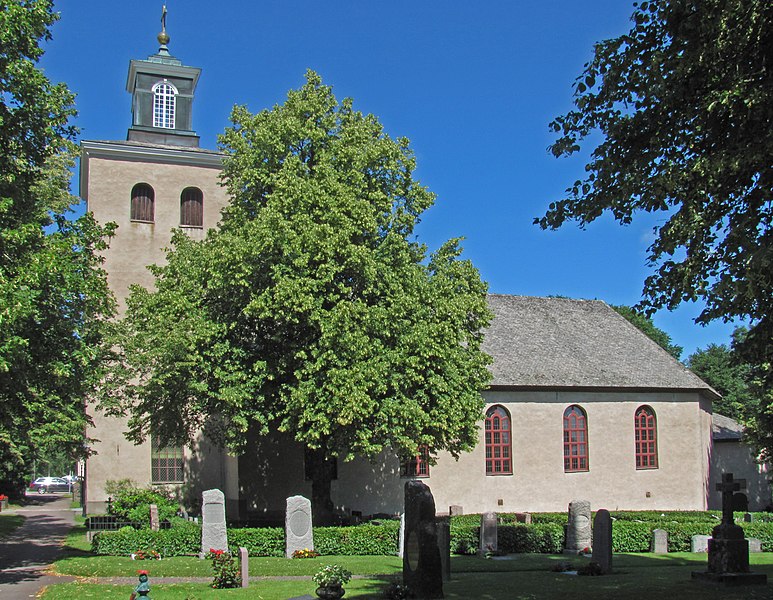 File:Eds kyrka Grums från söder.jpg