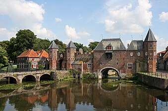 De Eem onder de Koppelpoort in Amersfoort