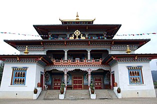 Temple de Paldenshangpa à La Boulaye, connu sous le nom de « temple des mille bouddhas ».