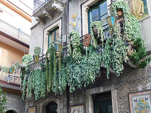 Balconie,Taormina,Sicily