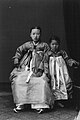 Корейские мать и дочь, 1910–1920 гг.